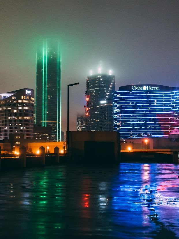 dallas night skyline